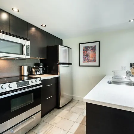 Le Chamois By Outpost Whistler Apartment Exterior photo