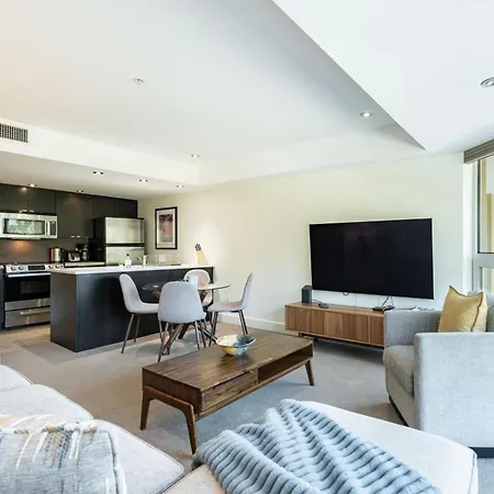 Le Chamois By Outpost Whistler Apartment Exterior photo